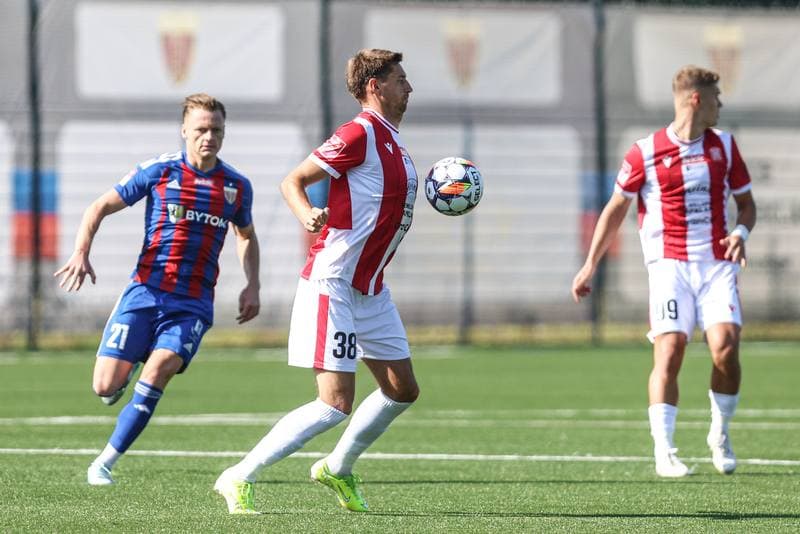 Football. Betclic II liga. Polonia Bytom - Resovia Rzeszow. 24.08.2024
