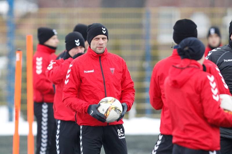 Football. GKS Tychy. Training. 06.01.2017