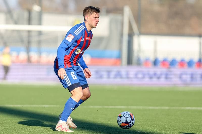 Football. Betclic II Liga. Polonia Bytom - Pogon Grodzisk Mazowiecki. 16.11.2024