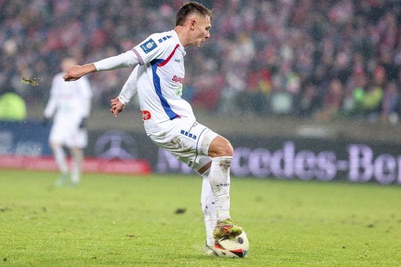 Football. PKO BP Ekstraklasa. Gornik Zabrze - Lech Poznan. 06.12.2024