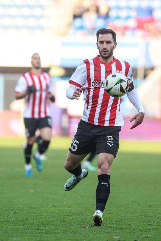 Football. PKO BP Ekstraklasa. Piast Gliwice - Cracovia Krakow. 08.12.2024