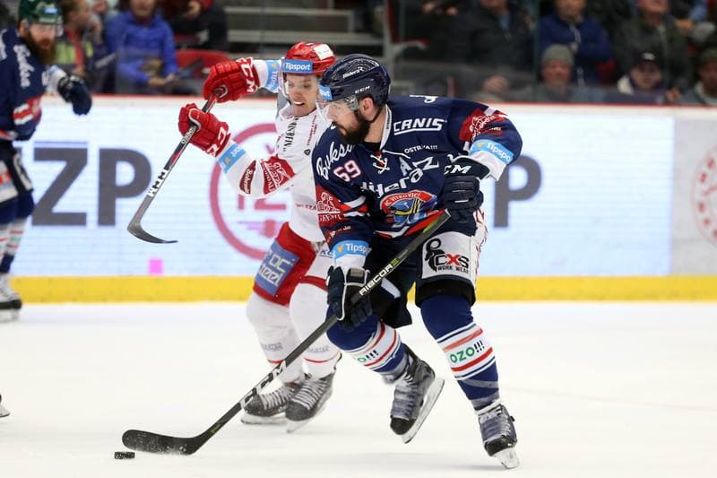 Ice Hockey. Tipsport Extraliga. Ocelari Trinec - Vitkovice Ridera. 20.03.2019