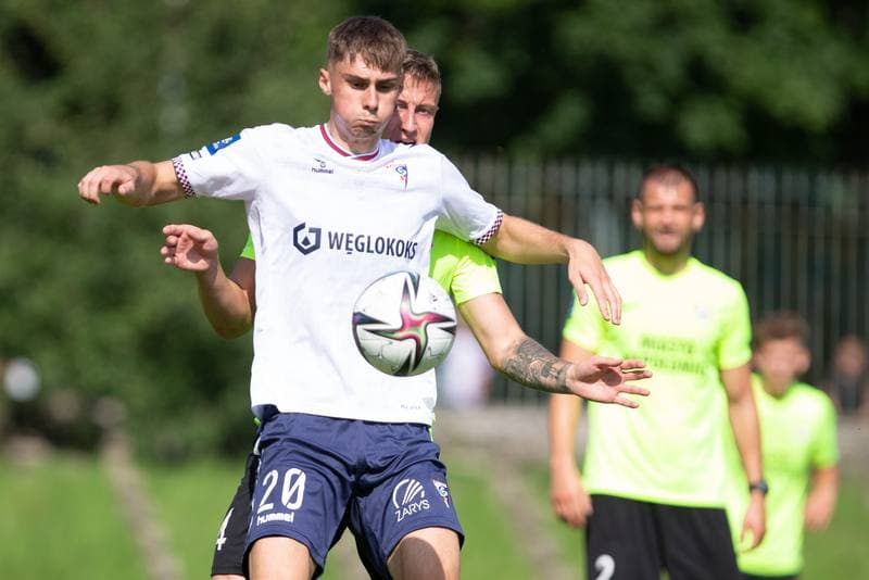 Football. Sparing. Gornik Zabrze - Puszcza Niepolomice. 24.06.2022
