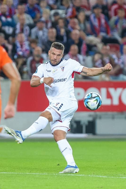 Football. PKO BP Ekstraklasa. Gornik Zabrze - Zaglebie Lubin. 02.10.2023
