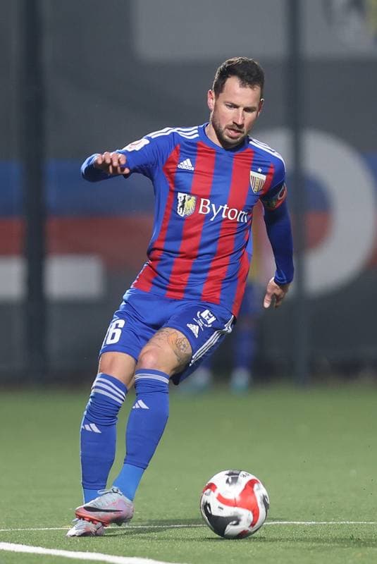 Football. II Liga. Polonia Bytom - Kotwica Kolobrzeg. 18.11.2023