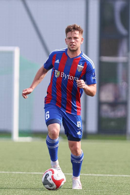 Football. II Liga. Polonia Bytom - Sandecja Nowy Sacz. 03.05.2024
