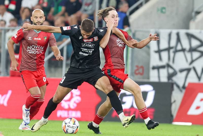 Football. Betclic II liga. Zaglebie Sosnowiec - Resovia Rzeszow. 04.08.2024