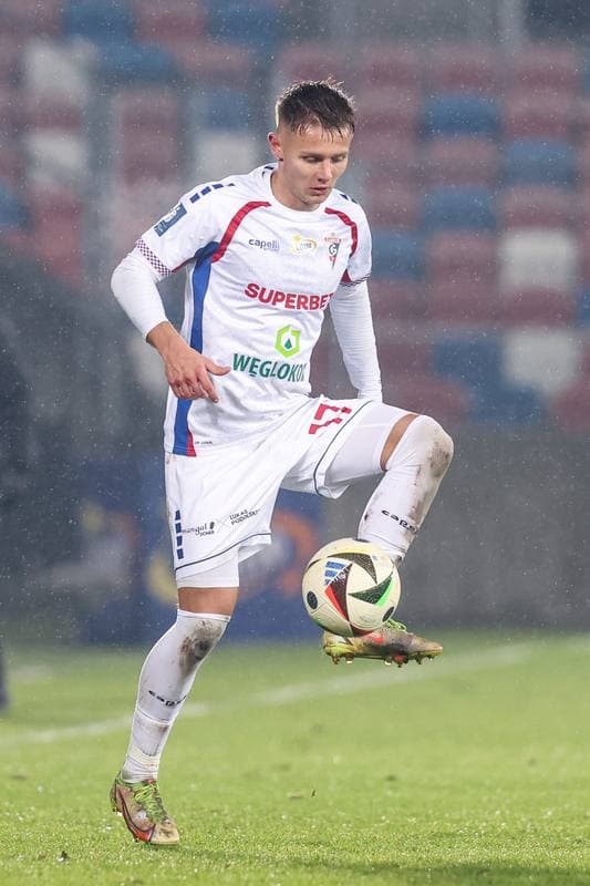 Football. PKO BP Ekstraklasa. Gornik Zabrze - Lech Poznan. 06.12.2024