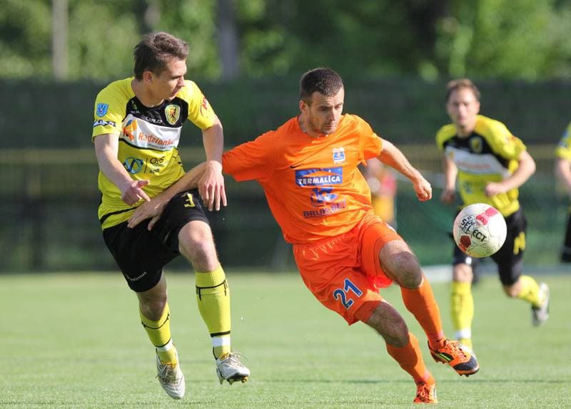 Football. I liga. Ruch Radzionkow - Termalica Bruk-Bet Nieciecza. 09.05.2012