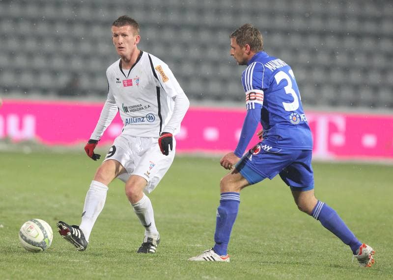 Football. T-Mobile Ekstraklasa. Ruch Chorzow - Gornik Zabrze. 15.04.2012