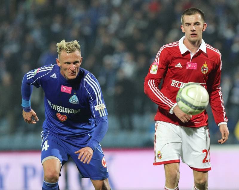 Football. T-Mobile Ekstraklasa. Ruch Chorzow - Wisla Krakow. 25.11.2012