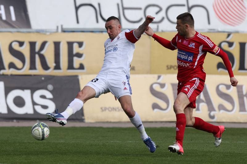 Football. T-Mobile Ekstraklasa. Gornik Zabrze - Podbeskidzie Bielsko-Biala. 14.04.2013