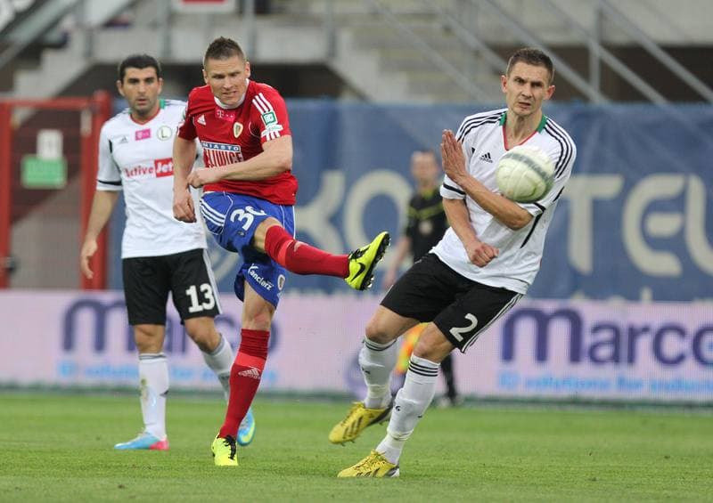 Football. T-Mobile Ekstraklasa. Piast Gliwice - Legia Warsaw. 27.04.2013