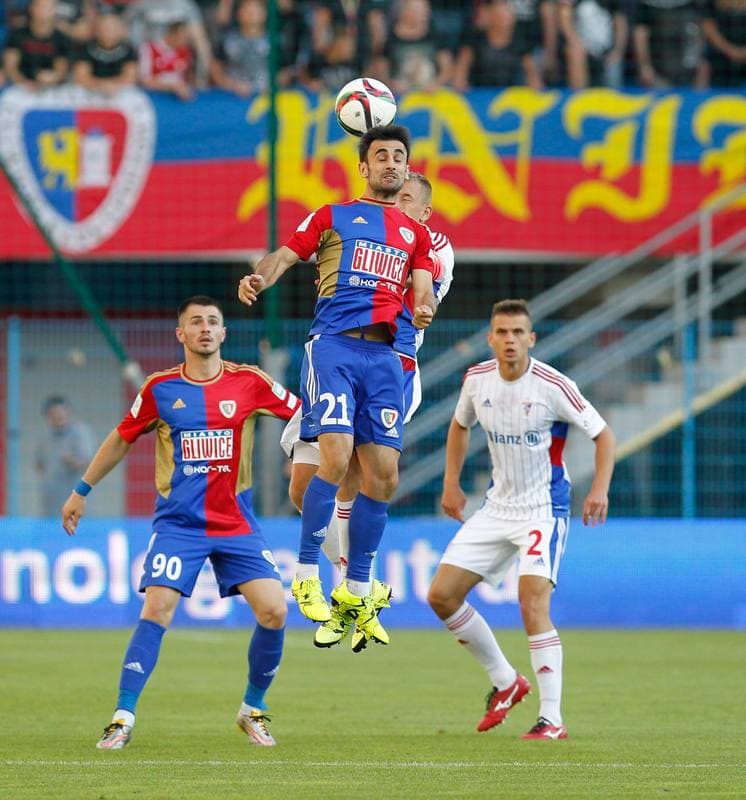 Football. T-Mobile Ekstraklasa. Piast Gliwice - Gornik Zabrze. 30.11.2013
