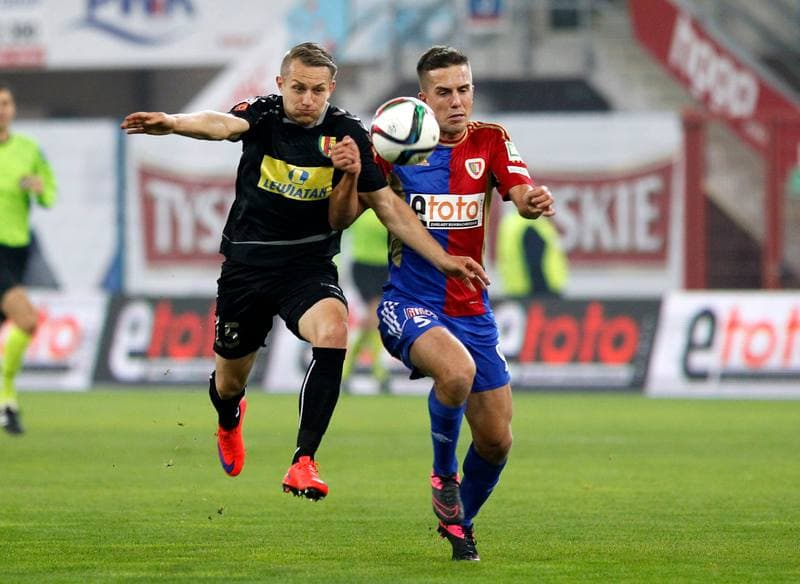 Football. T-Mobile Ekstraklasa. Piast Gliwice - Korona Kielce. 06.12.2013