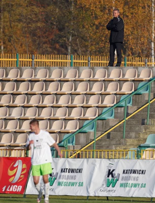 Football. I Liga. Rozwoj Katowice - Miedz Legnica. 31.10.2015
