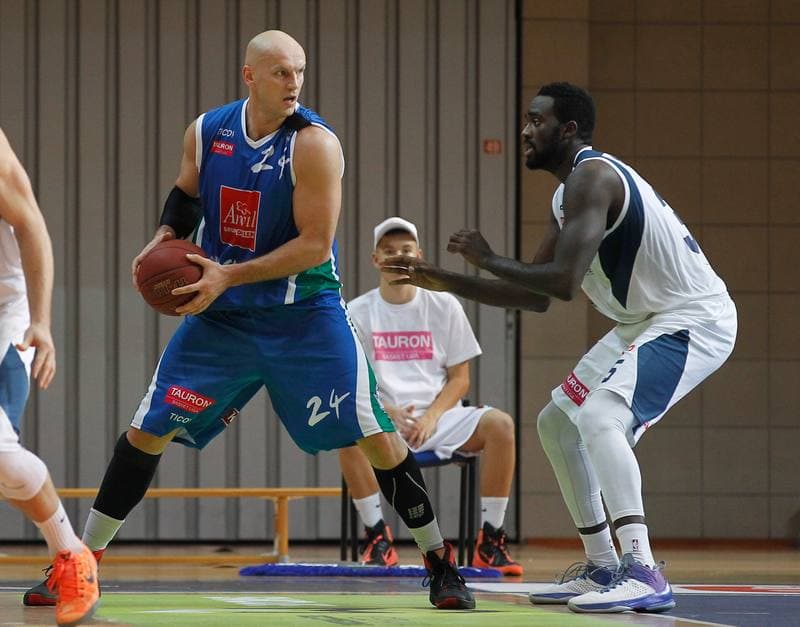 Basketball. Tauron Basket Liga. MKS Dabrowa Gornicza - Anwil Wloclawek. 31.10.2015