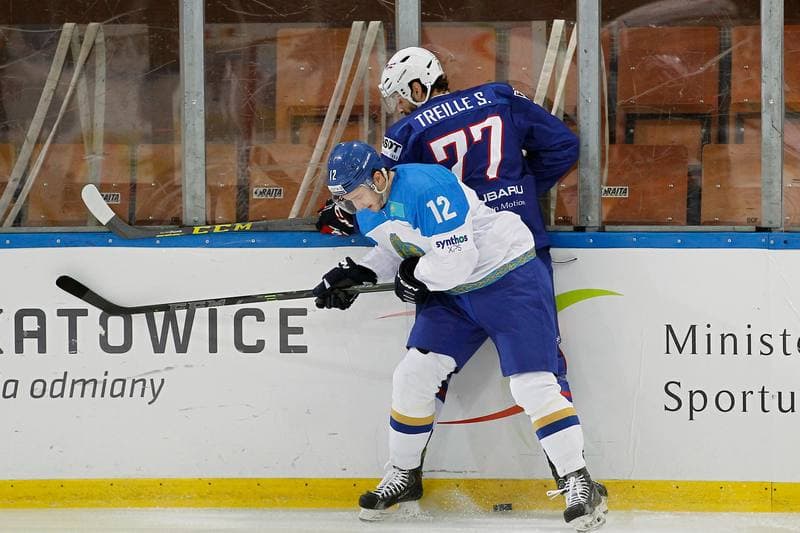Ice Hockey. EIHC. Kazakhstan - France. 17.12.2015
