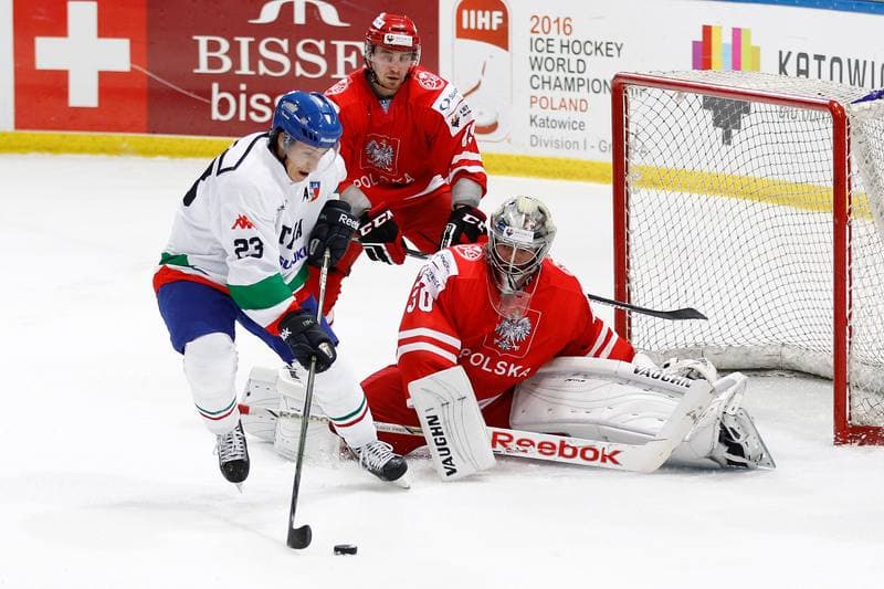 Ice Hockey. EIHC. Kazakhstan - France. 17.12.2015