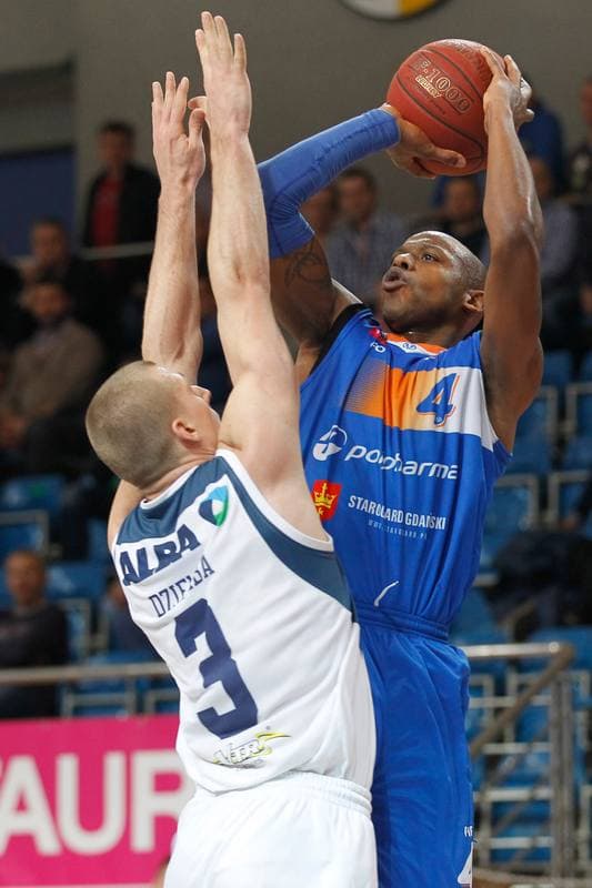 Basketball. Tauron Basket Liga. MKS Dabrowa Gornicza - Polpharma Starogard Gdanski. 23.12.2015