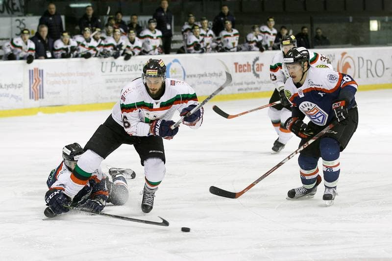 Ice Hockey. Polska Hokej Liga. GKS Tychy - Ciarko STS Sanok. 15.01.2016