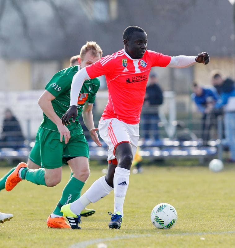 Football. III Liga. LZS Piotrowka - Szombierki Bytom. 19.03.2016