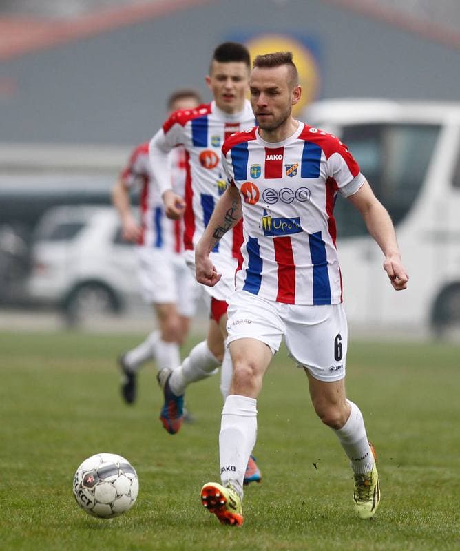 Football. III Liga. Grunwald Ruda Slaska - Odra Opole. 26.03.2016