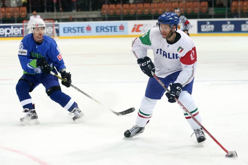 Ice Hockey. World Championship Division 1A. Slovenia - Italy. 24.04.2016