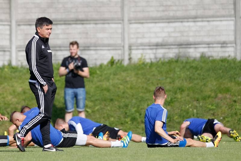 Football. Ruch Chorzow. Training. 09.06.2016