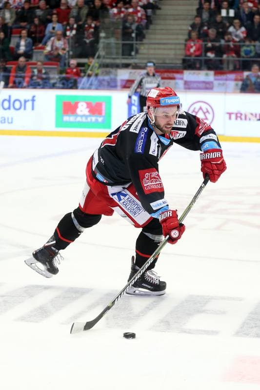 Ice Hockey. TipSport Extraliga. Ocelari Trinec - Mountfield Hradec Kralove. 02.04.2018