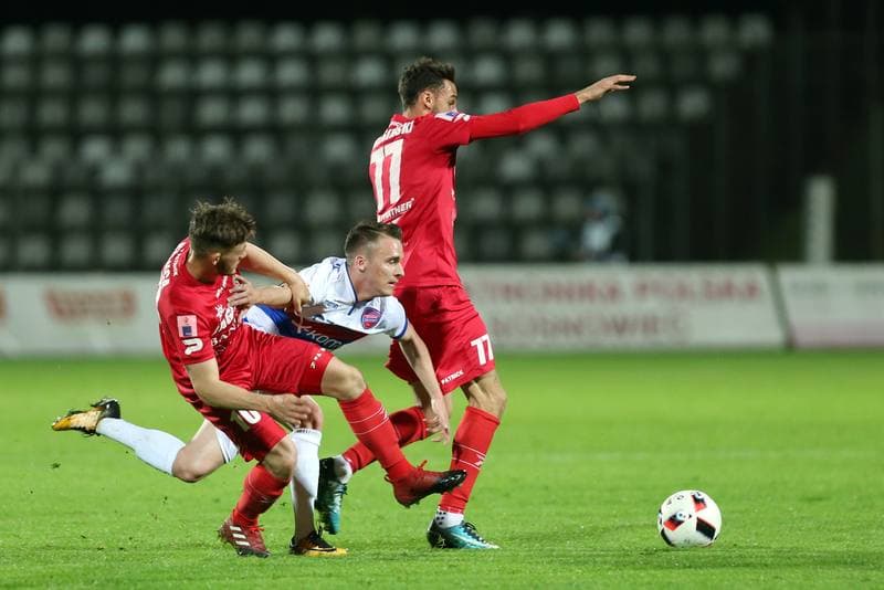 Football. Nice I Liga. Zaglebie Sosnowiec - Rakow Czestochowa. 11.04.2018
