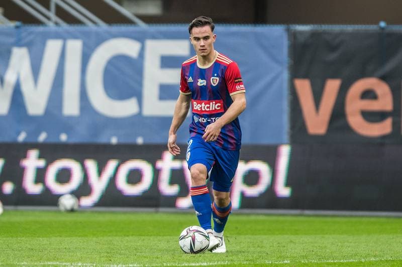 Football. PKO BP Ekstraklasa. Piast Gliwice - Stal Mielec. 18.12.2021
