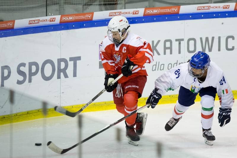 Ice Hockey. Women's World Championship Division 1B. Poland - Italy. 12.04.2022