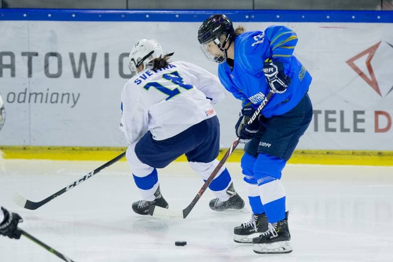 Ice Hockey. Women's World Championship Division 1B. Kazakhstan - Slovenia. 14.04.2022