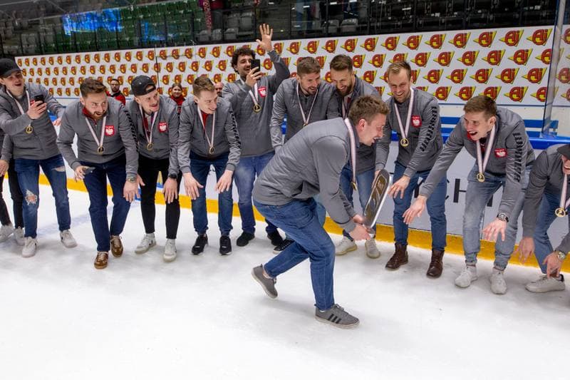 Ice Hockey. World Championship Division 1 Group B. Estonia - Ukraine. 01.05.2022