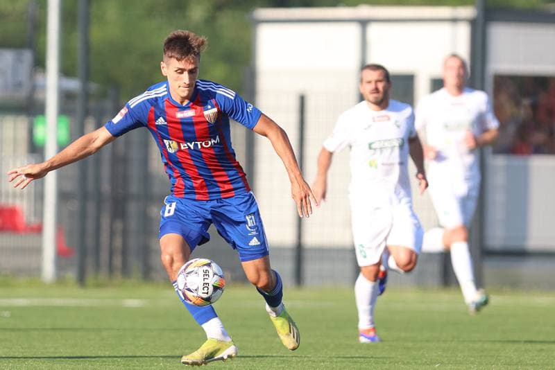 Football. Betclic II Liga. Polonia Bytom - Rekord Bielsko-Biala. 11.08.2024
