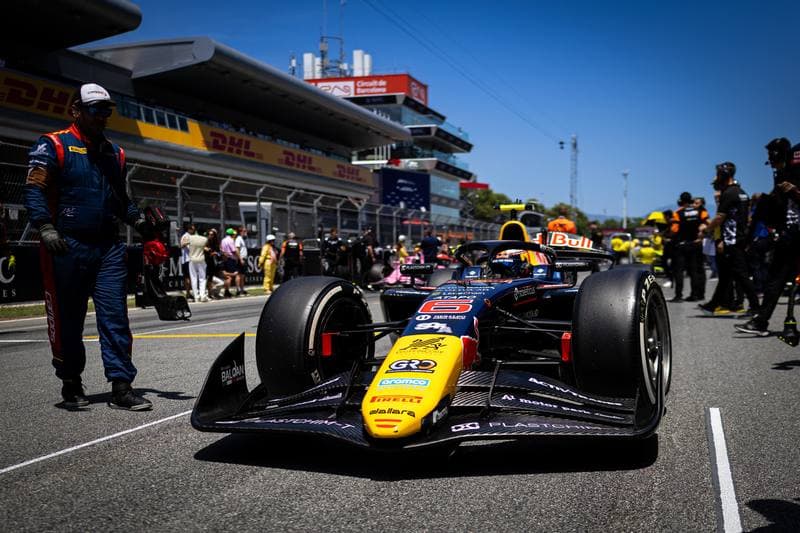 Motorsport. Formula 2. Barcelona Race. 13.06.2026