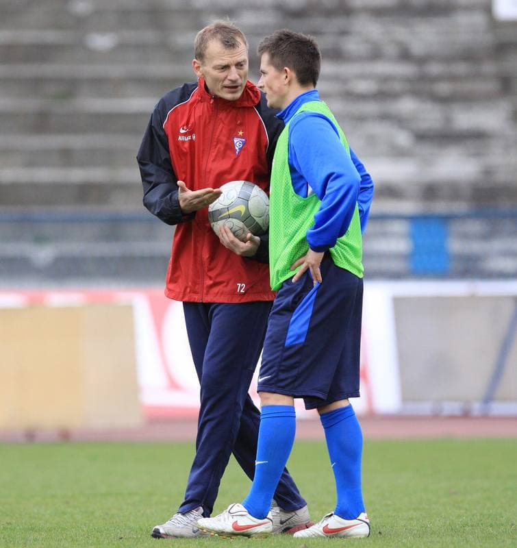 Football. Gornik Zabrze. Training. 30.03.2010