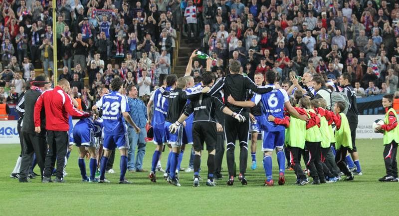 Football. I liga. Podbeskidzie Bielsko-Biala - Sandecja Nowy Sacz. 25.05.2011