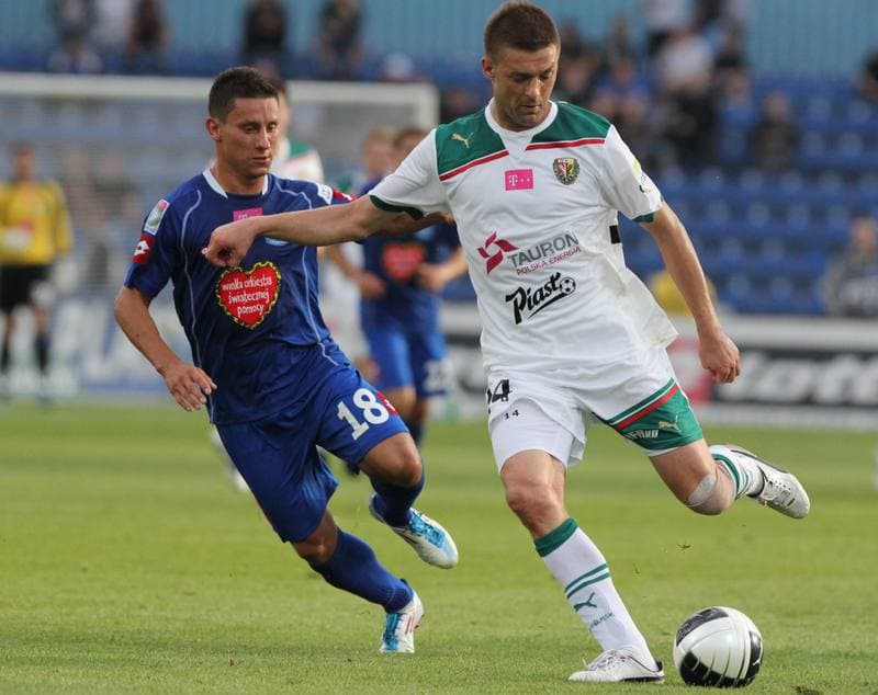 Football. Ekstraklasa. Ruch Chorzow - Slask Wroclaw. 03.04.2010