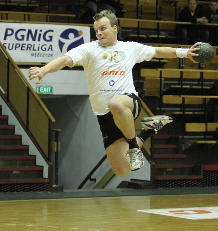 Handball. Noworoczny Turniej Pilki Recznej. NMC Powen Zabrze - Piotrkowianin Piotrkow Trybunalski. 13.01.2012