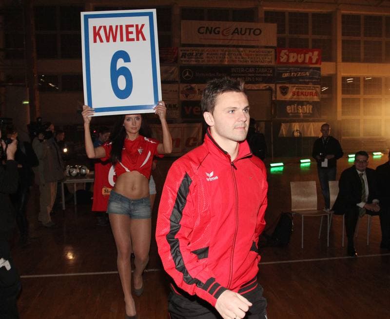 Football. Gornik Zabrze. Presentation. 11.02.2012