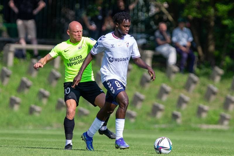 Football. Sparing. Gornik Zabrze - Puszcza Niepolomice. 24.06.2022