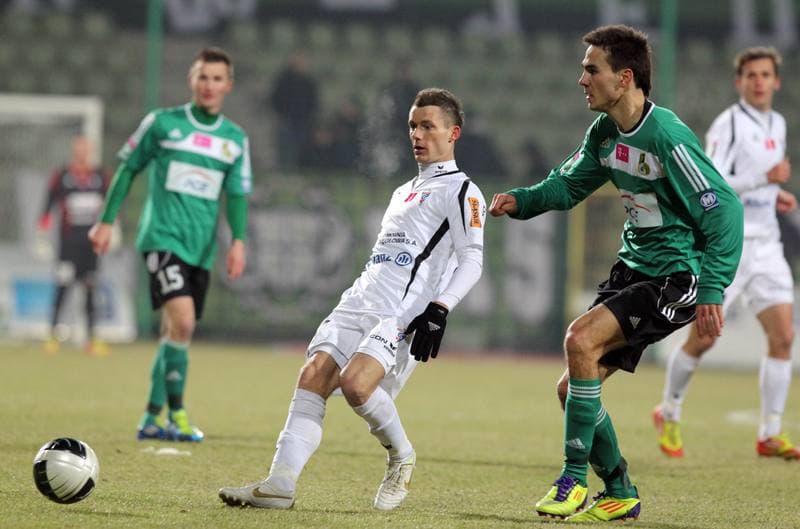 Football. T-Mobile Ekstraklasa. GKS Belchatow - Gornik Zabrze. 27.02.2012
