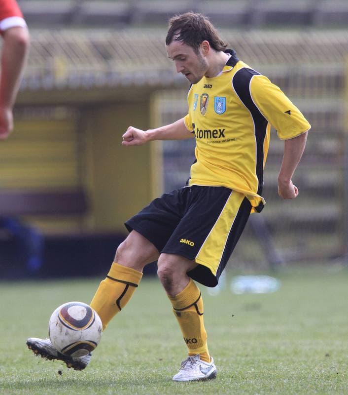 Football. II liga grupa zachodnia. Ruch Radzionkow - Jarota Jarocin. 03.04.2010