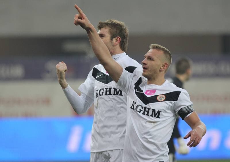 Football. T-Mobile Ekstraklasa. Piast Gliwice - Zaglebie Lubin. 02.03.2013