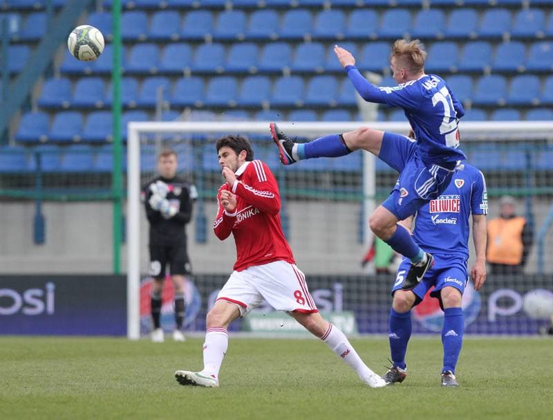 Football. T-mobile Ekstraklasa. Wisla Krakow - Piast Gliwice. 07.04.2013