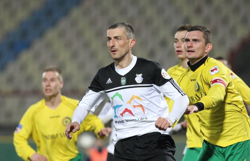 Football. II liga - grupa Zachodnia. Energetyk ROW Rybnik - Tur Turek. 12.04.2013