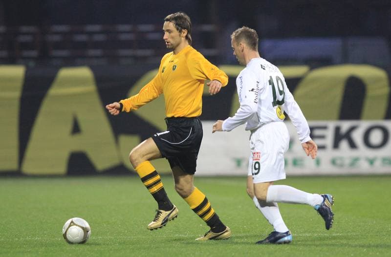 Football. I liga. GKS Katowice - Warta Poznan. 02.04.2010
