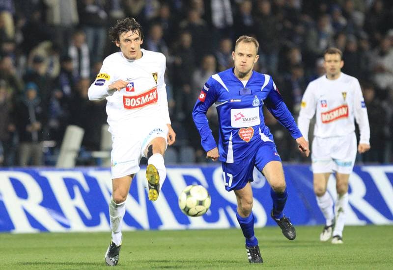 Football. Remes Puchar Polski. Ruch Chorzow - Pogon Szczecin. 06.04.2010